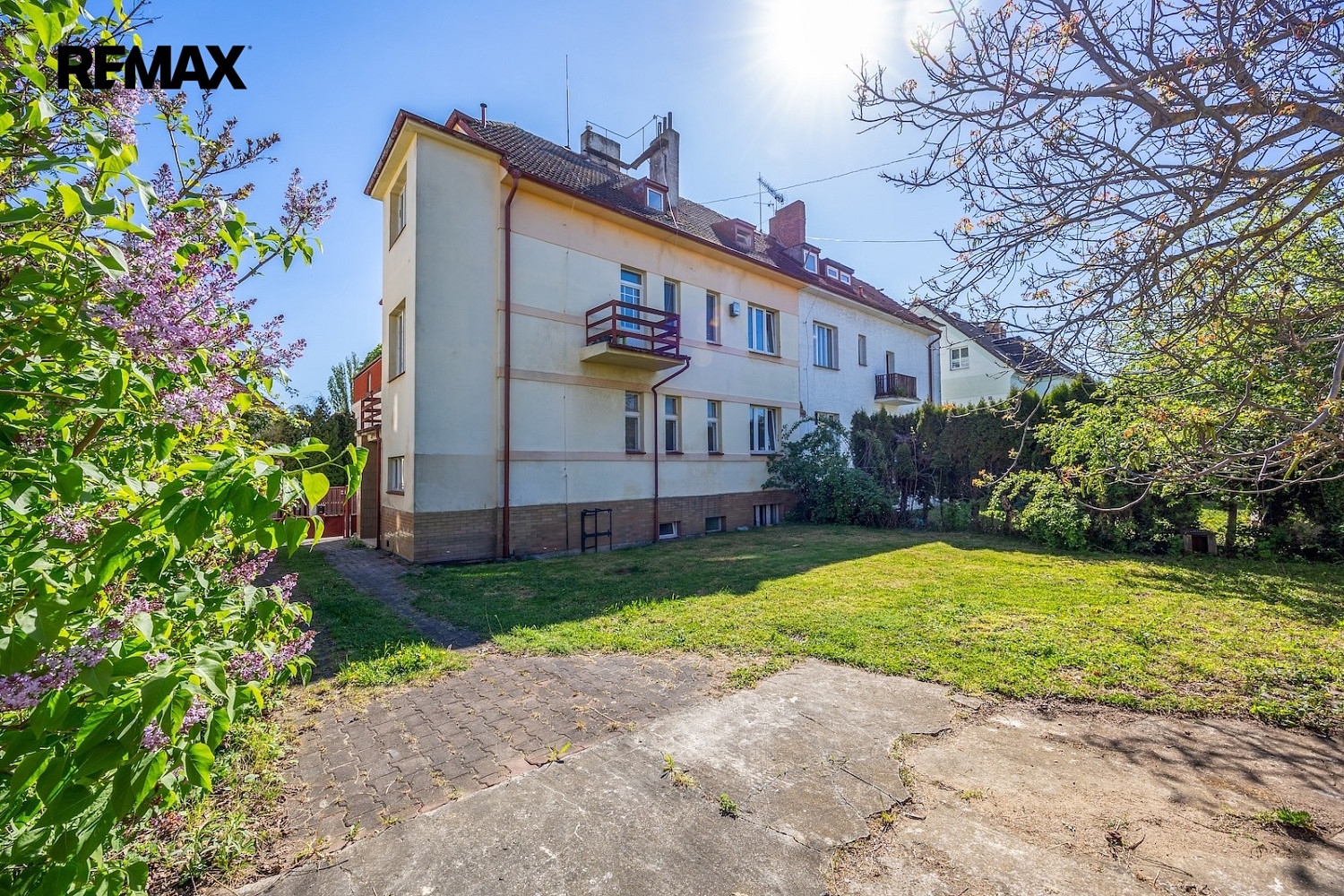 Prodej domu 221 m² s pozemkem 448 m² – pohled 4
