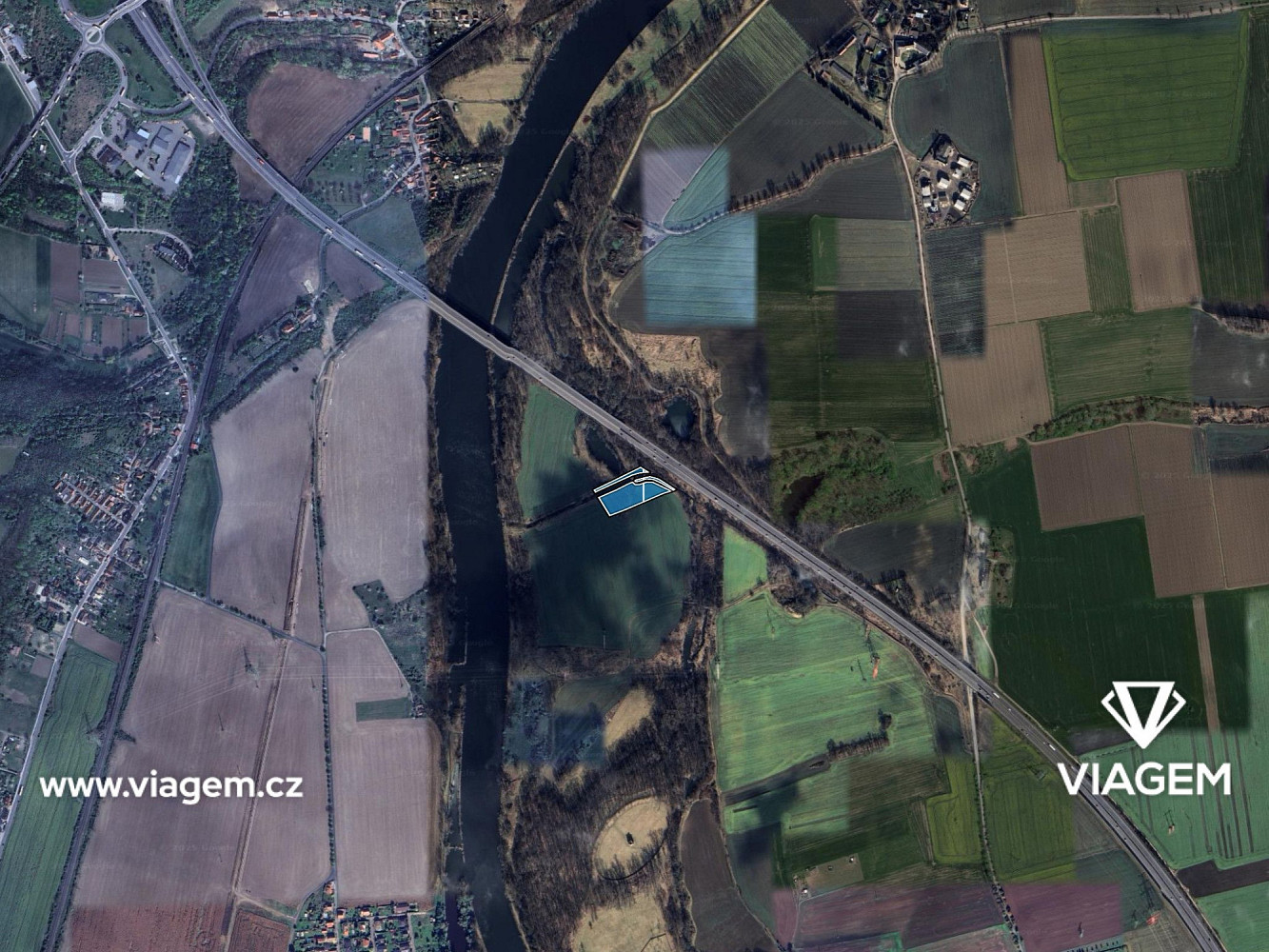 Prodej pole 2 015 m² – fotografie 3
