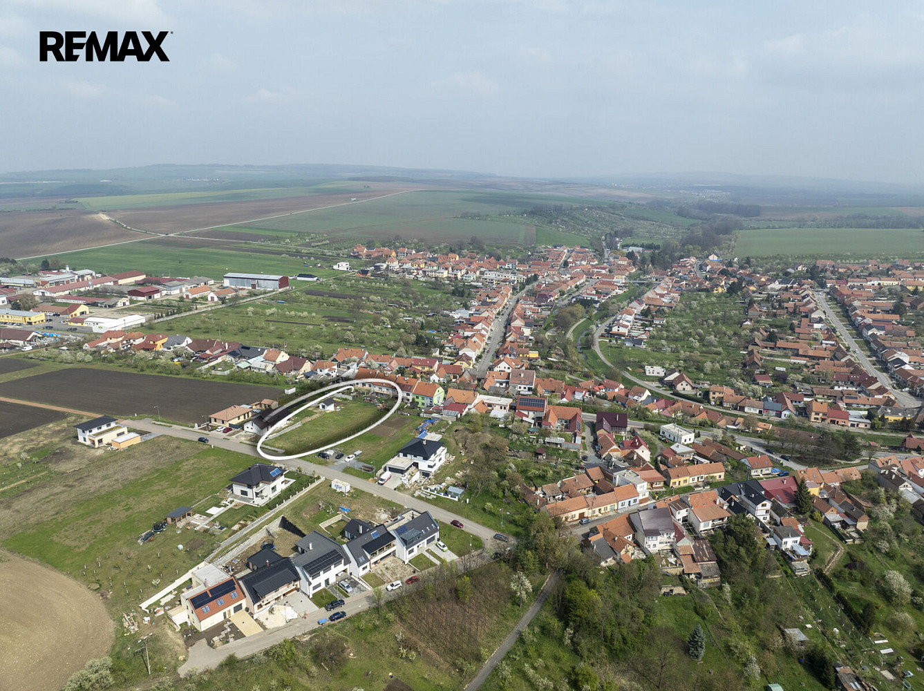 Prodej stavebního pozemku 1 530 m² – fotografie 5