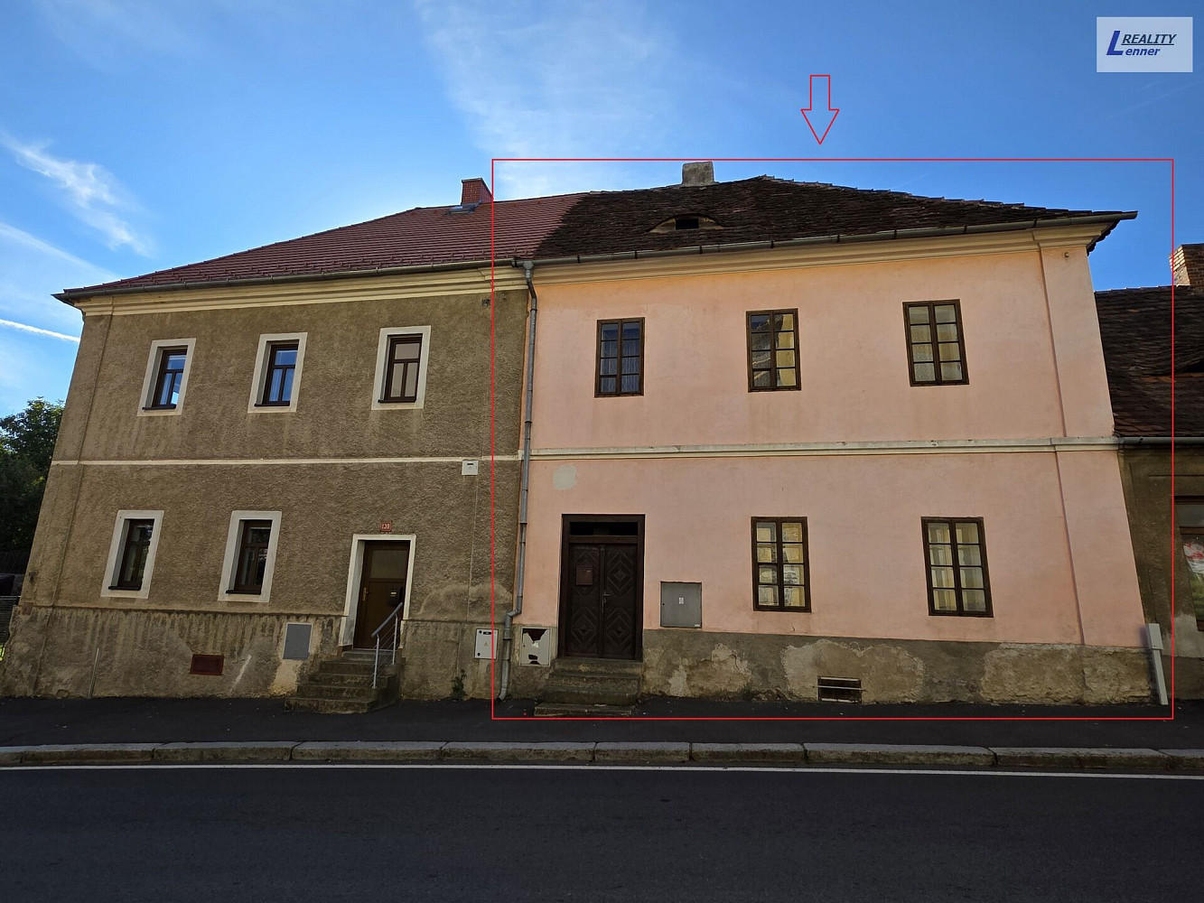 Prodej domu 300 m² s pozemkem 217 m²