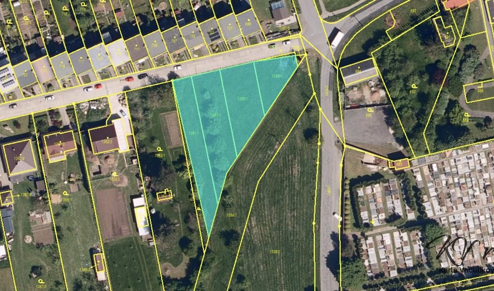 Prodej stavebního pozemku 2 219 m², Dřevohostice – náhled fotky 2