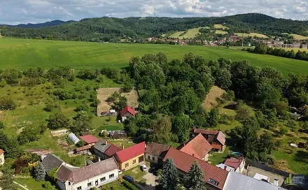 Prodej stavebního pozemku 4 565 m², Koryčany - Blišice, okres Kroměříž