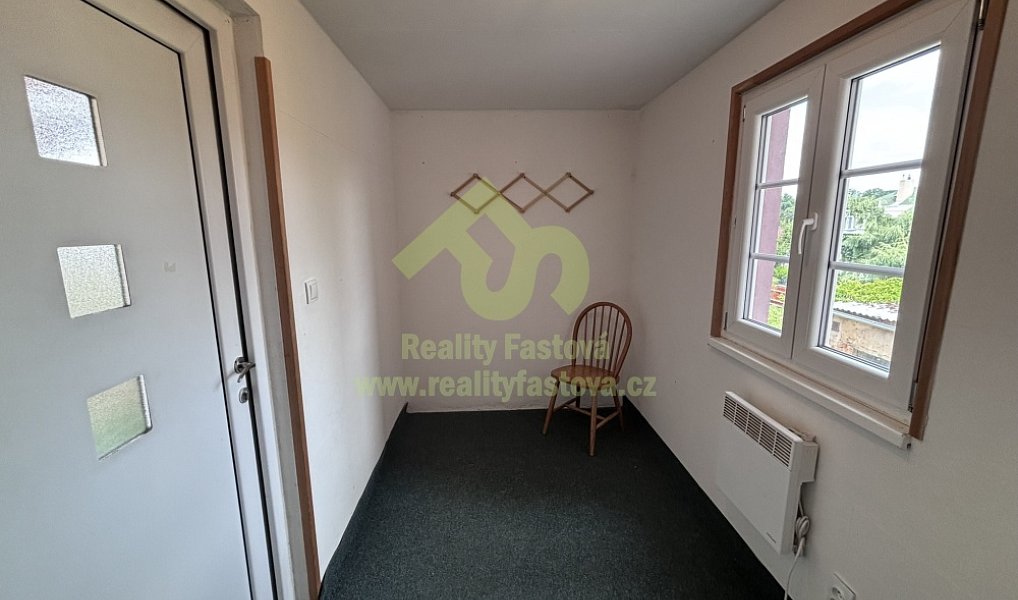 Prodej domu 228 m² s pozemkem 1 076 m², Rokycany – náhled fotky 40