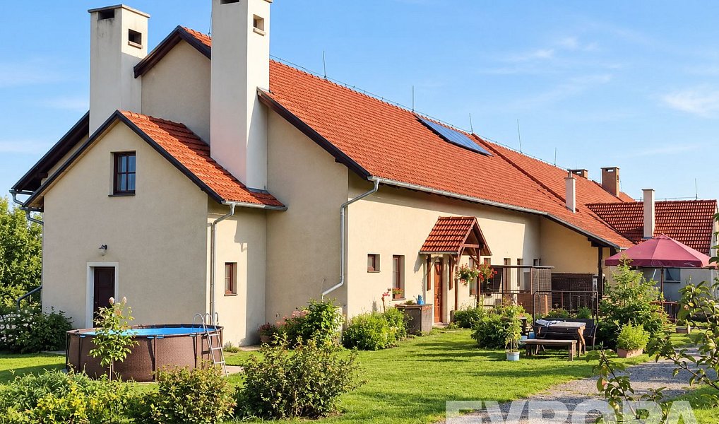 Prodej domu, 1060 m², Třebíč, Kramolín