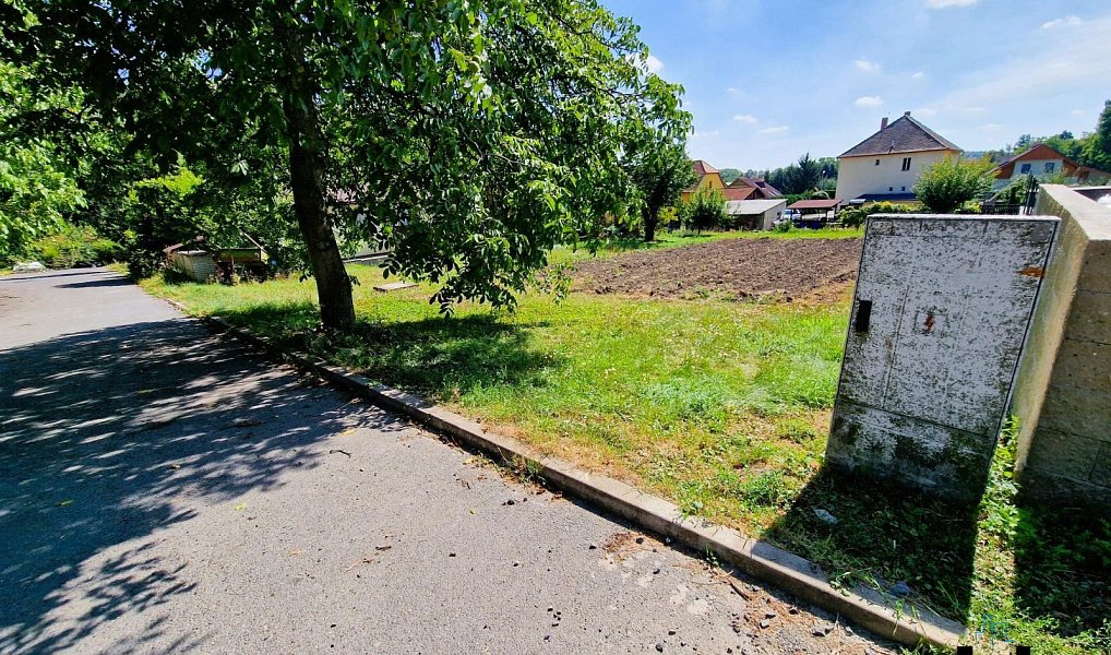 Prodej stavebního pozemku 859 m², Třebívlice – náhled fotky 7