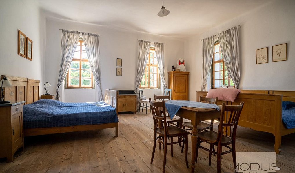 Prodej domu 800 m² s pozemkem 2 684 m², Snědovice – náhled fotky 16