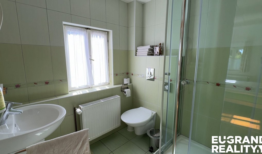 Prodej ubytovacího objektu 683 m², Varnsdorf – náhled fotky 15