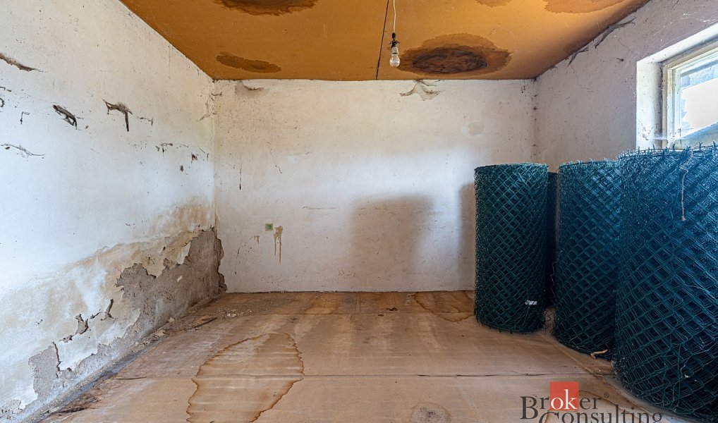 Prodej domu 151 m² s pozemkem 1 025 m², Dolní Bousov – náhled fotky 23
