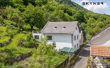 Prodej domu 278 m² s pozemkem 1 500 m²