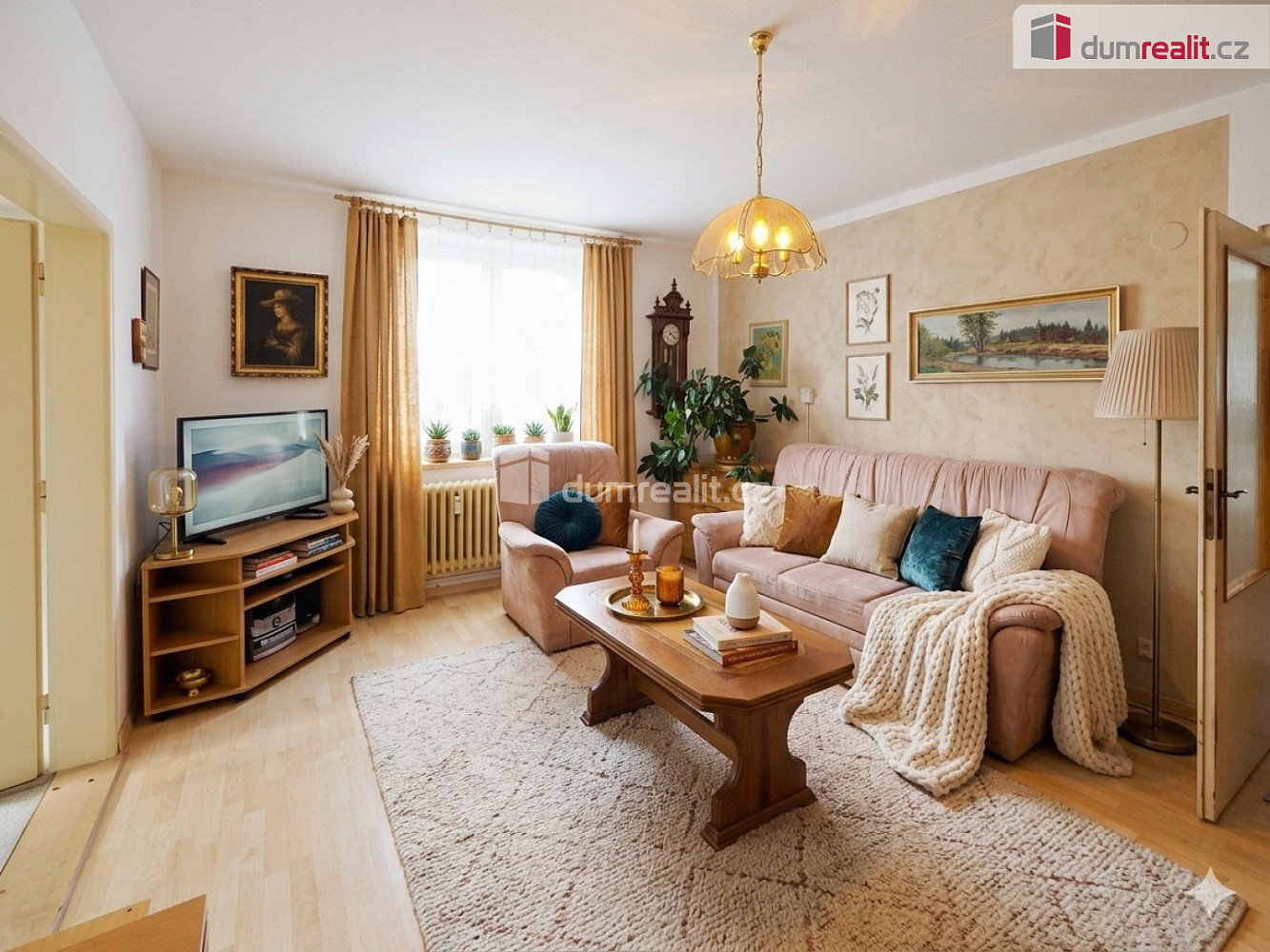 Prodej domu 150 m² s pozemkem 550 m² — photo 2