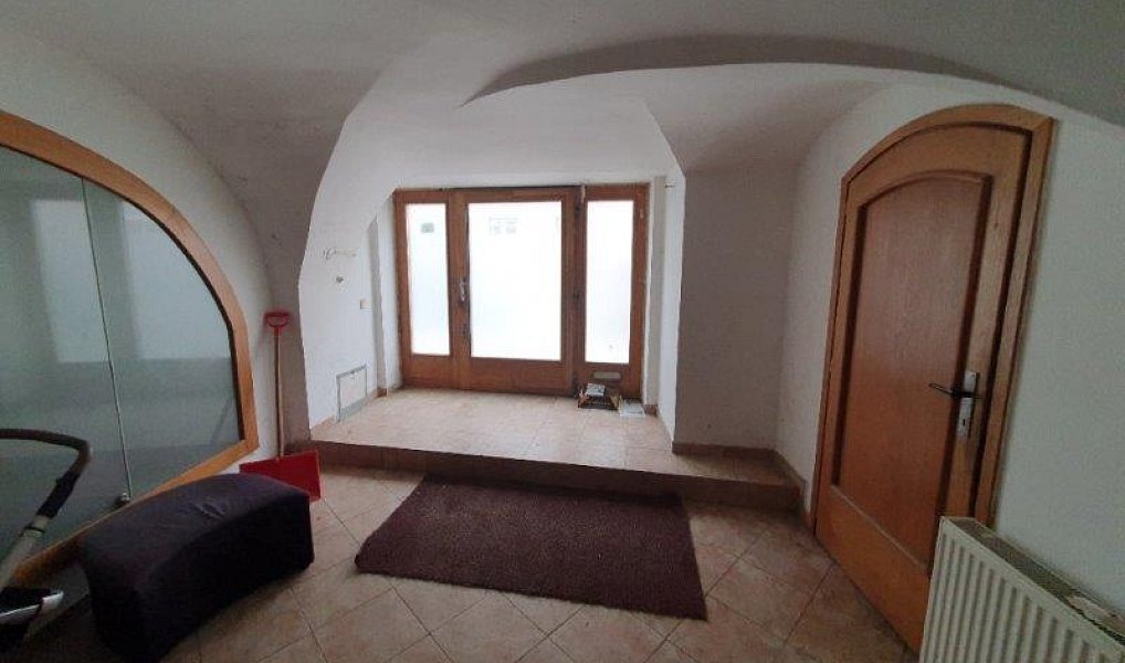 Prodej nájemního domu, činžáku 300 m², Jihlava – náhled fotky 2