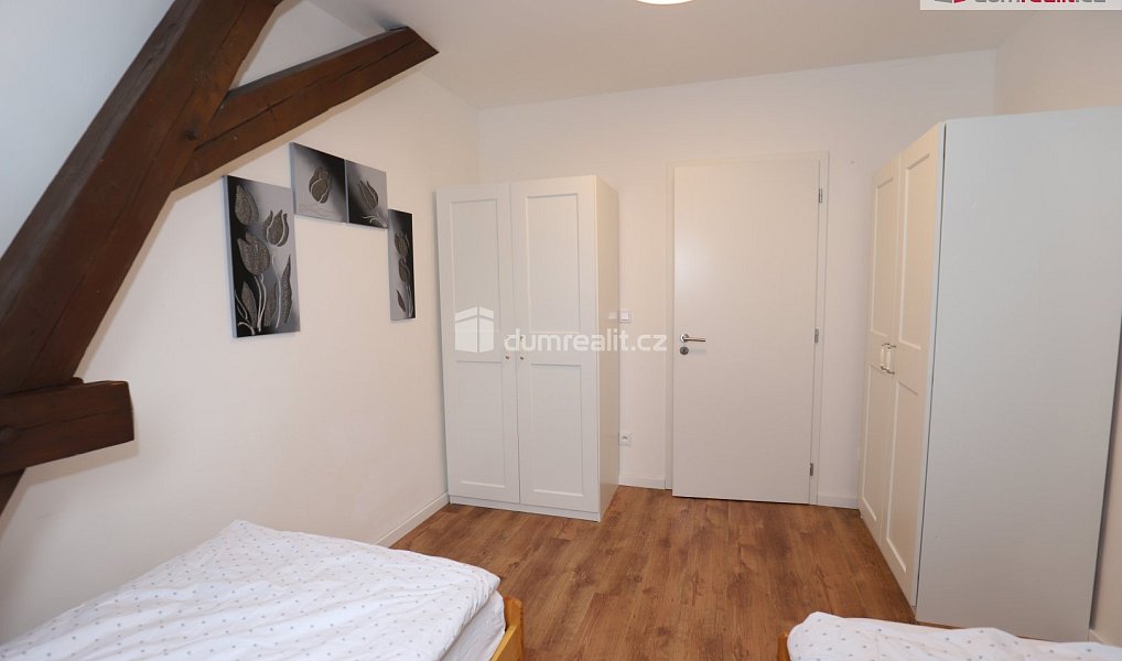 Prodej bytu 3+1 87 m², Cheb – náhled fotky 10