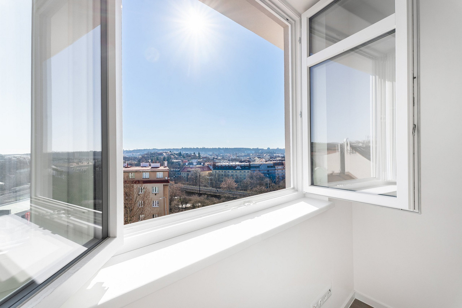 Prodej bytu 2+kk 60 m² — photo 2