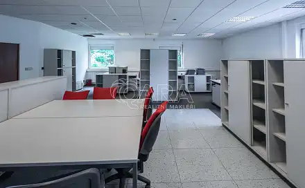 Pronájem obchodních prostor 201 m², Školní, Libiš, okres Mělník
