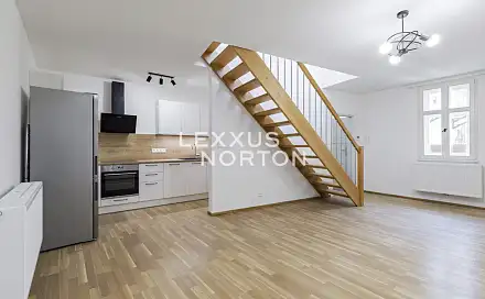 Pronájem bytu 2+kk 69 m², Na Poříčí, Praha 1 - Nové Město