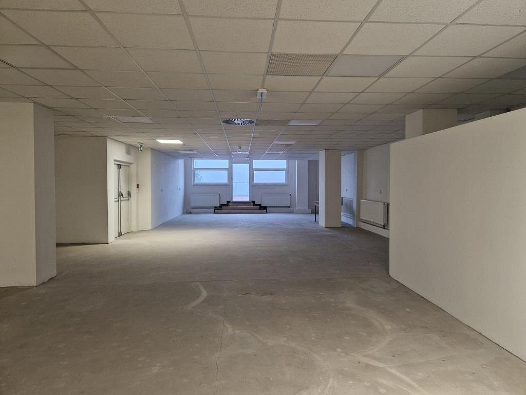 Pronájem obchodních prostor 178 m² – pohled 6