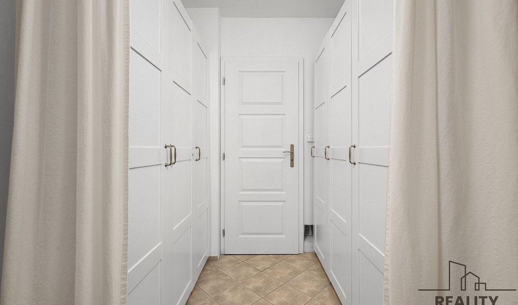 Prodej bytu 4+kk 110 m², Poděbrady – náhled fotky 19