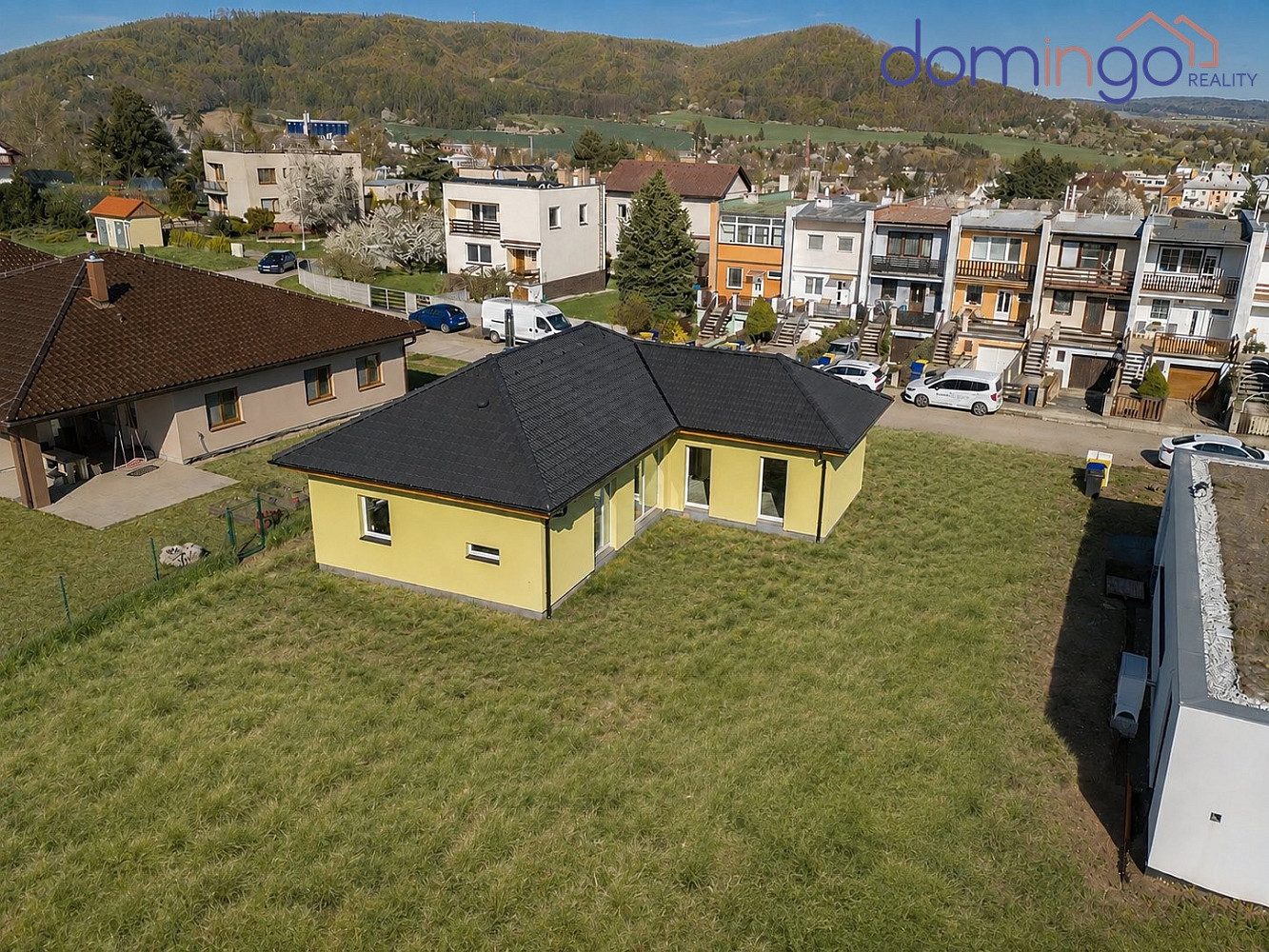 Prodej domu 103 m² s pozemkem 642 m² – fotografie 2