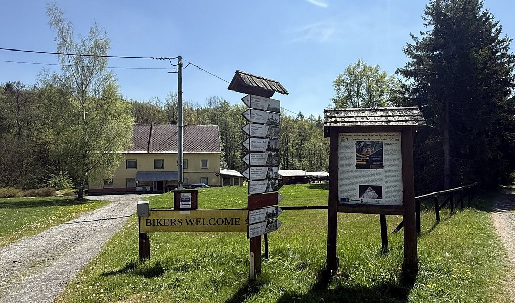 Prodej ubytovacího objektu 600 m², Horní Město – náhled fotky 30