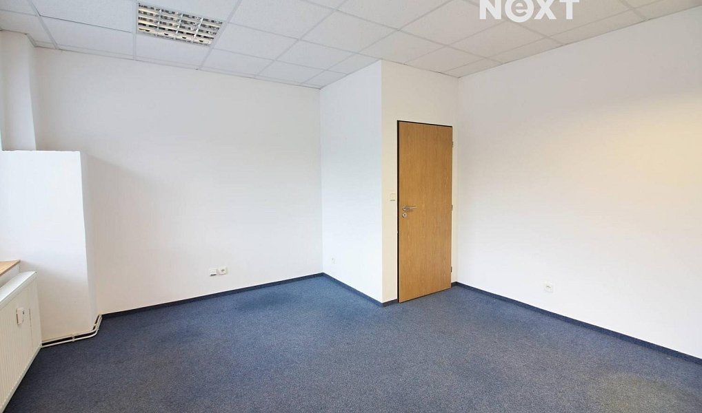 Pronájem kanceláře 20 m², Chrudim – náhled fotky 3