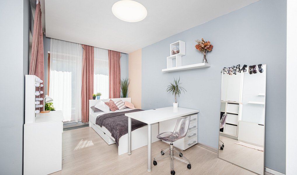 Prodej bytu 4+kk 101 m², Pardubice – náhled fotky 11