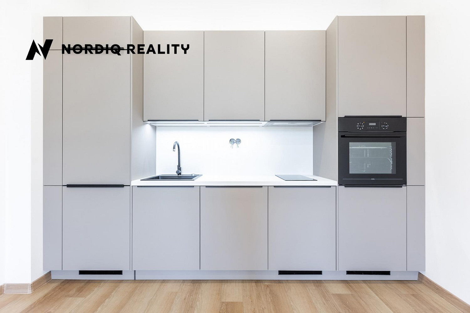 Pronájem bytu 3+kk 66 m² – fotografie 3