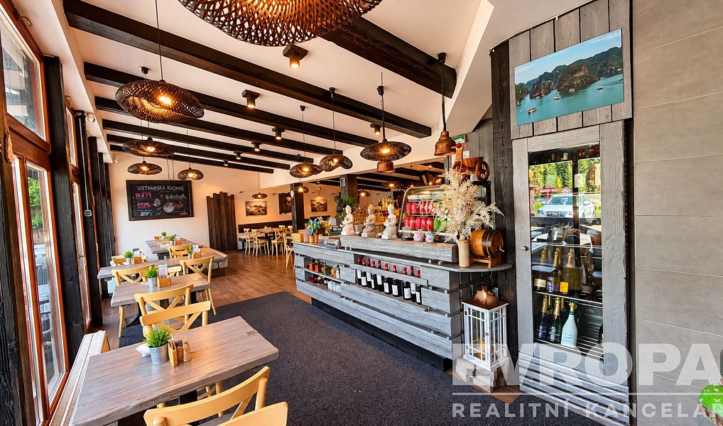 Prodej restaurace 528 m², Harrachov – náhled fotky 2