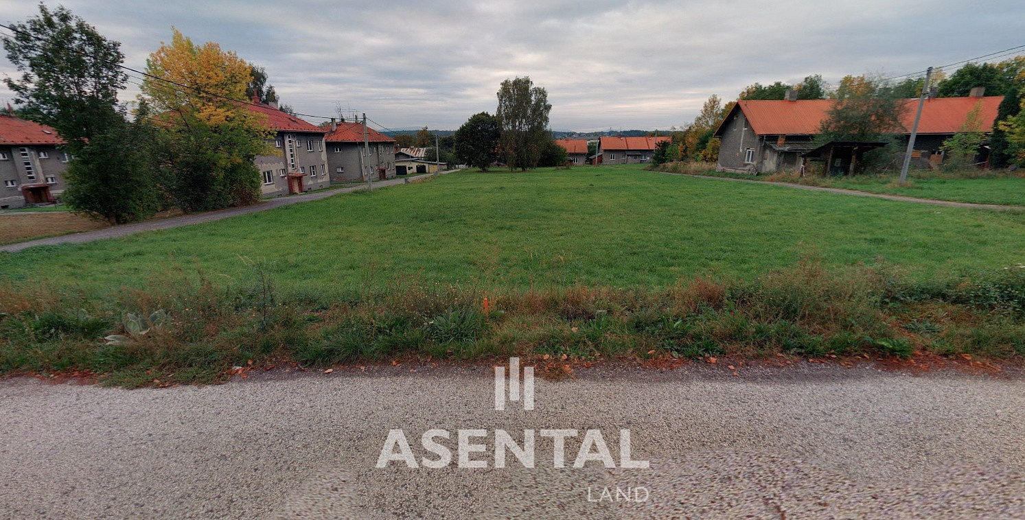Prodej komerčního pozemku 1 164 m²
