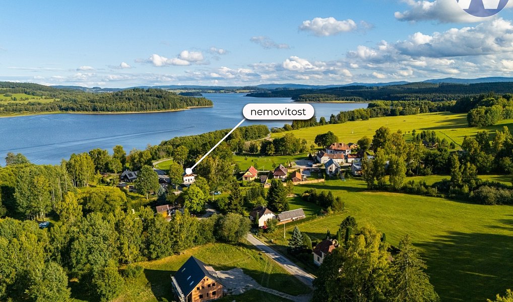 Prodej domu 196 m² s pozemkem 400 m², Horní Planá – náhled fotky 36