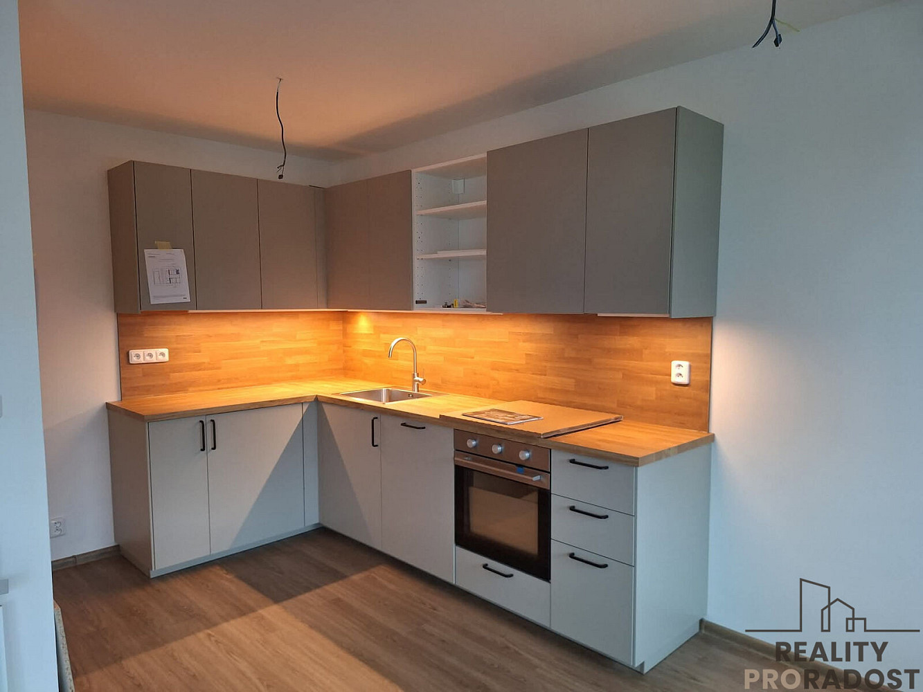Pronájem bytu 3+kk 70 m²