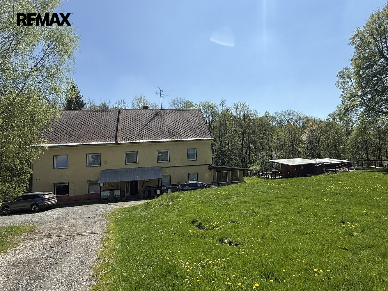 Prodej ubytovacího objektu 600 m² — photo 2