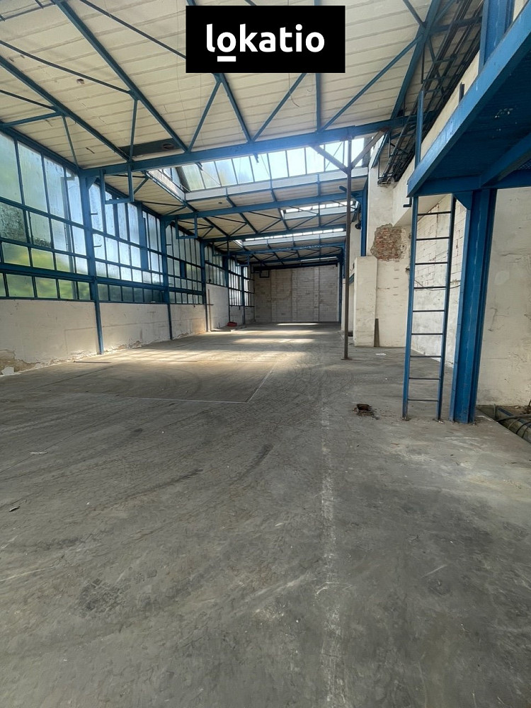 Pronájem skladovacích prostor 400 m²