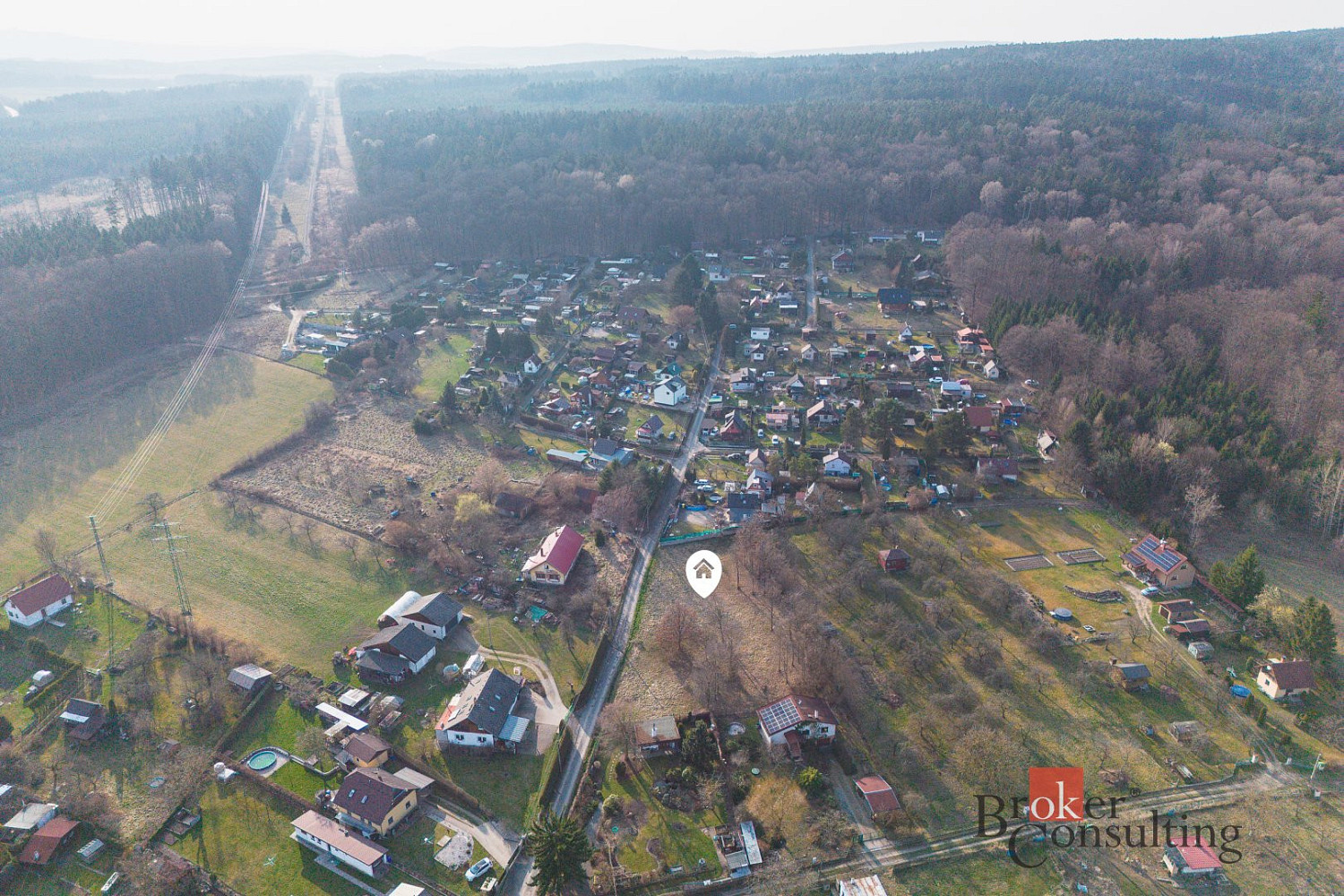 Prodej stavebního pozemku 677 m² – fotografie 5