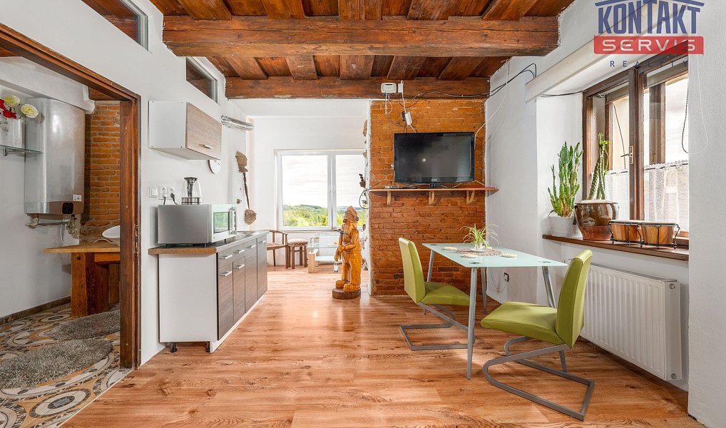 Pronájem bytu 1+kk 50 m², Prachatice – fotka 1 z 11