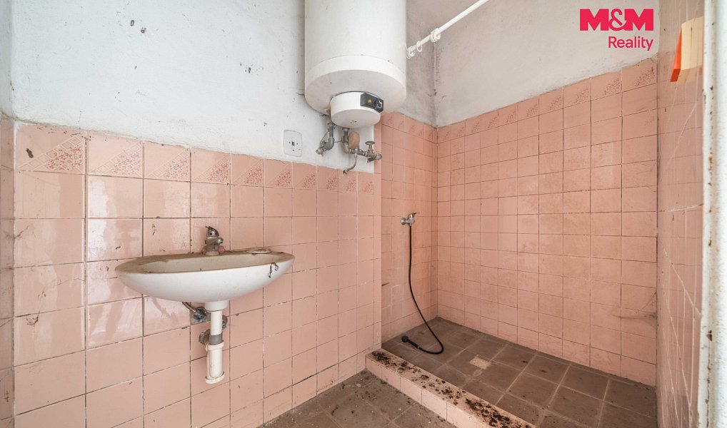 Prodej domu 124 m² s pozemkem 588 m², Úherce – náhled fotky 4