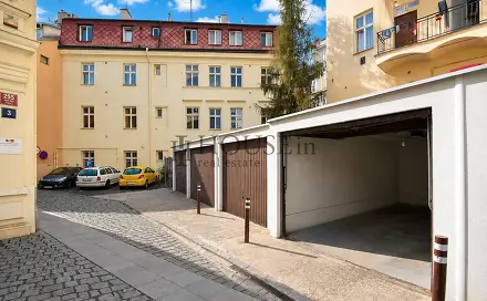 Pronájem garáže 16 m2 - Praha - Nové Město, ul. Vyšehradská, Vyšehradská, Praha 2 - Nové Město