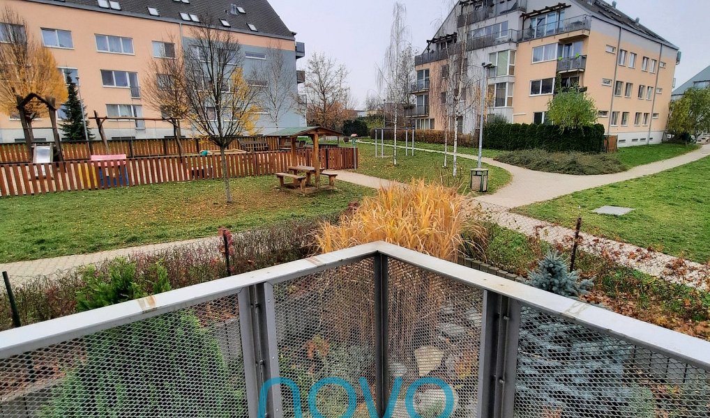 Pronájem bytu 3+kk 73 m², Praha – náhled fotky 6