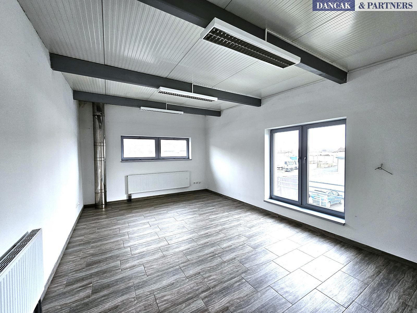 Pronájem kanceláře 50 m² – fotografie 5