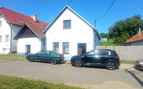 Prodej domu 331 m² s pozemkem 3 981 m², Blatnice pod Svatým Antonínkem, okres Hodonín