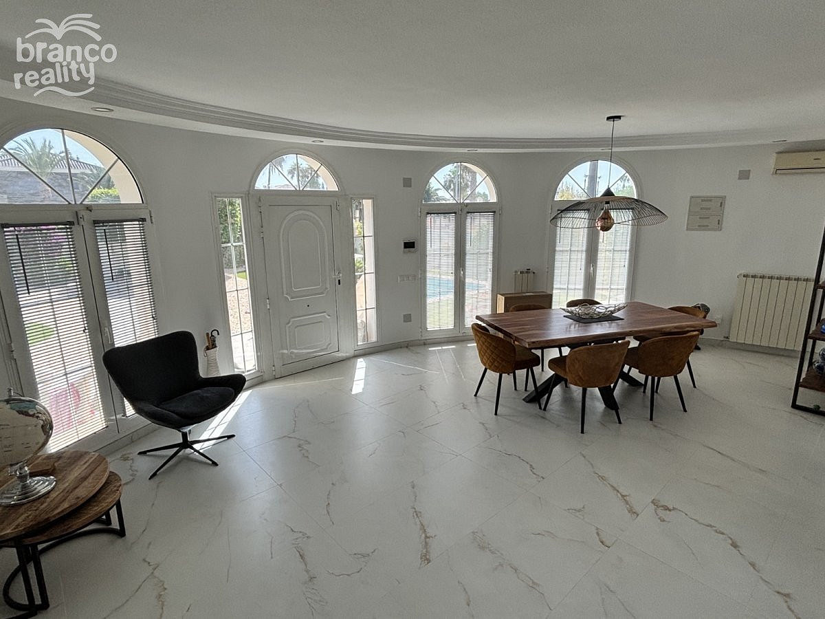 Prodej domu 358 m² s pozemkem 1 200 m² — photo 3