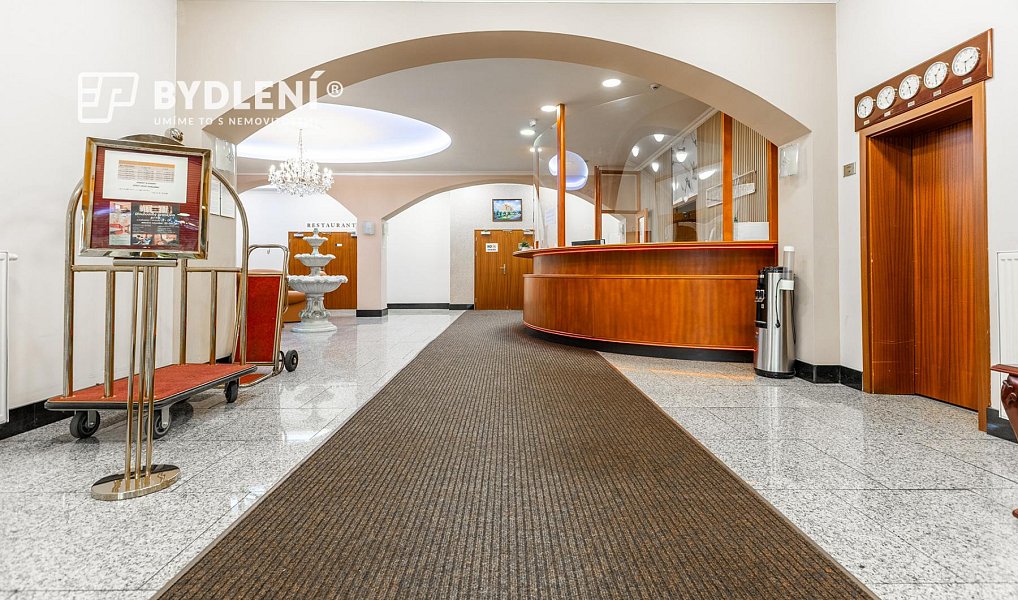Pronájem bytu 3+kk 100 m², Teplice – náhled fotky 12