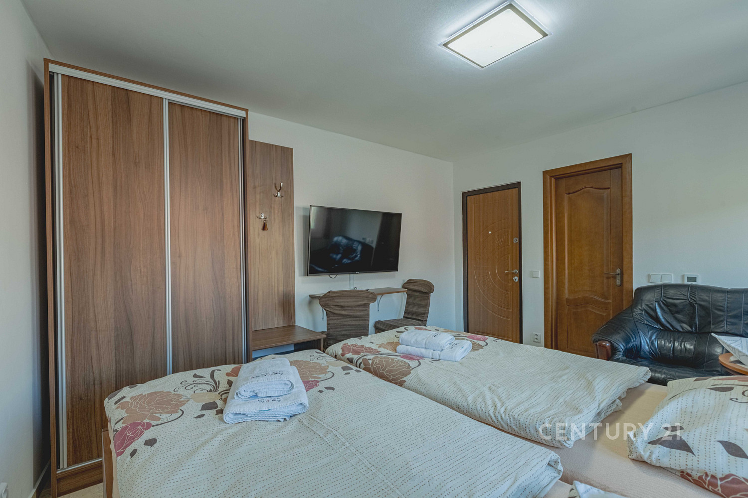 Prodej domu 200 m² s pozemkem 538 m² – fotografie 3