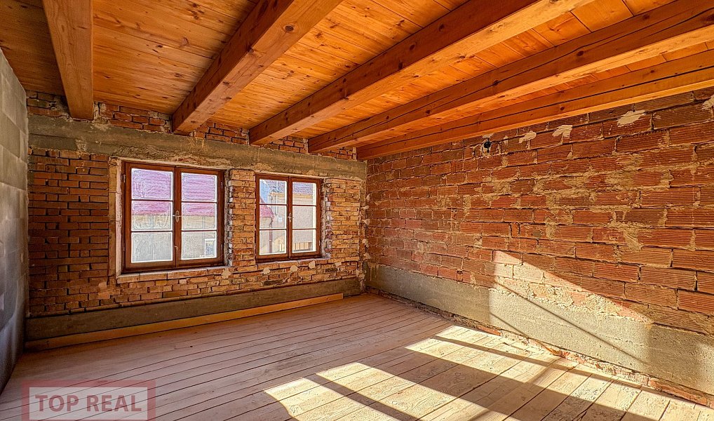 Prodej domu 295 m² s pozemkem 1 530 m², Zlobice – náhled fotky 19