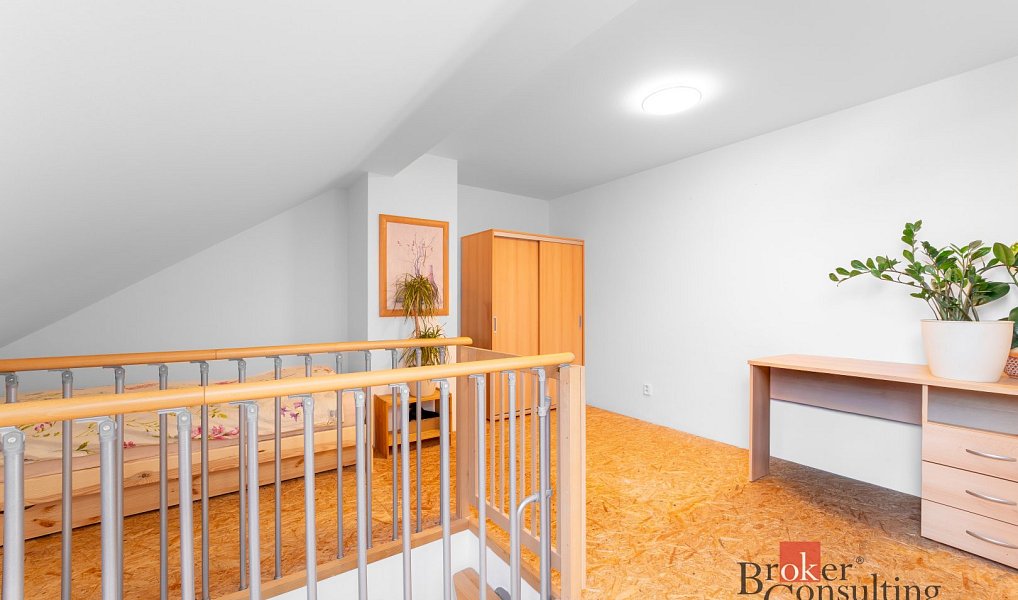 Prodej bytu 2+kk 72 m², Neslovice – náhled fotky 14