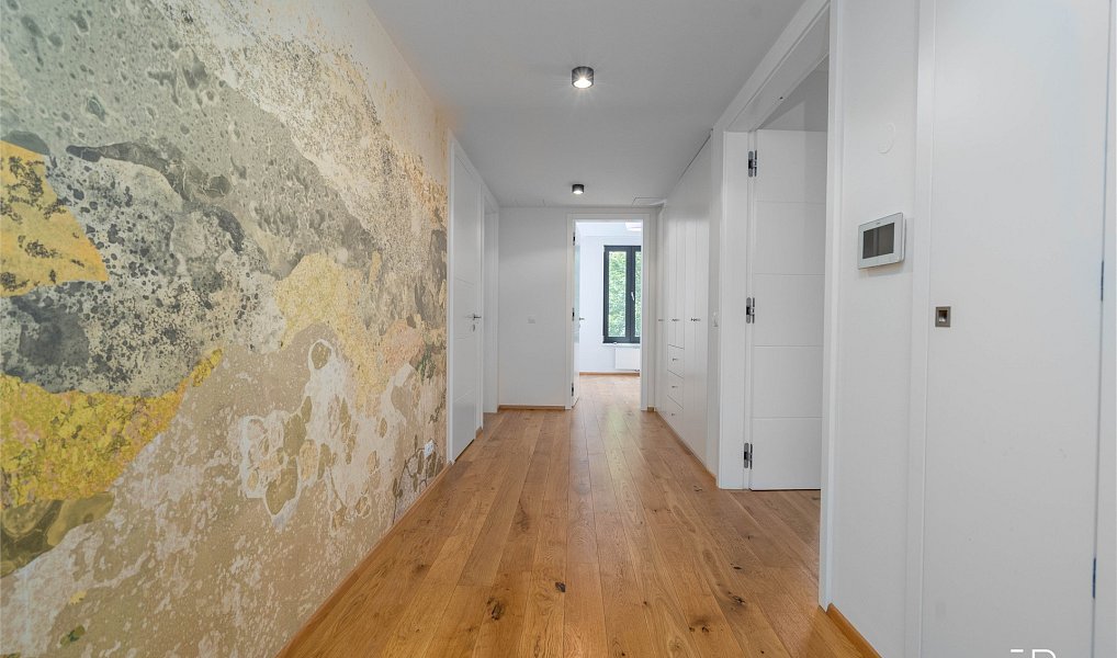Pronájem bytu 3+kk 95 m², Praha – náhled fotky 12