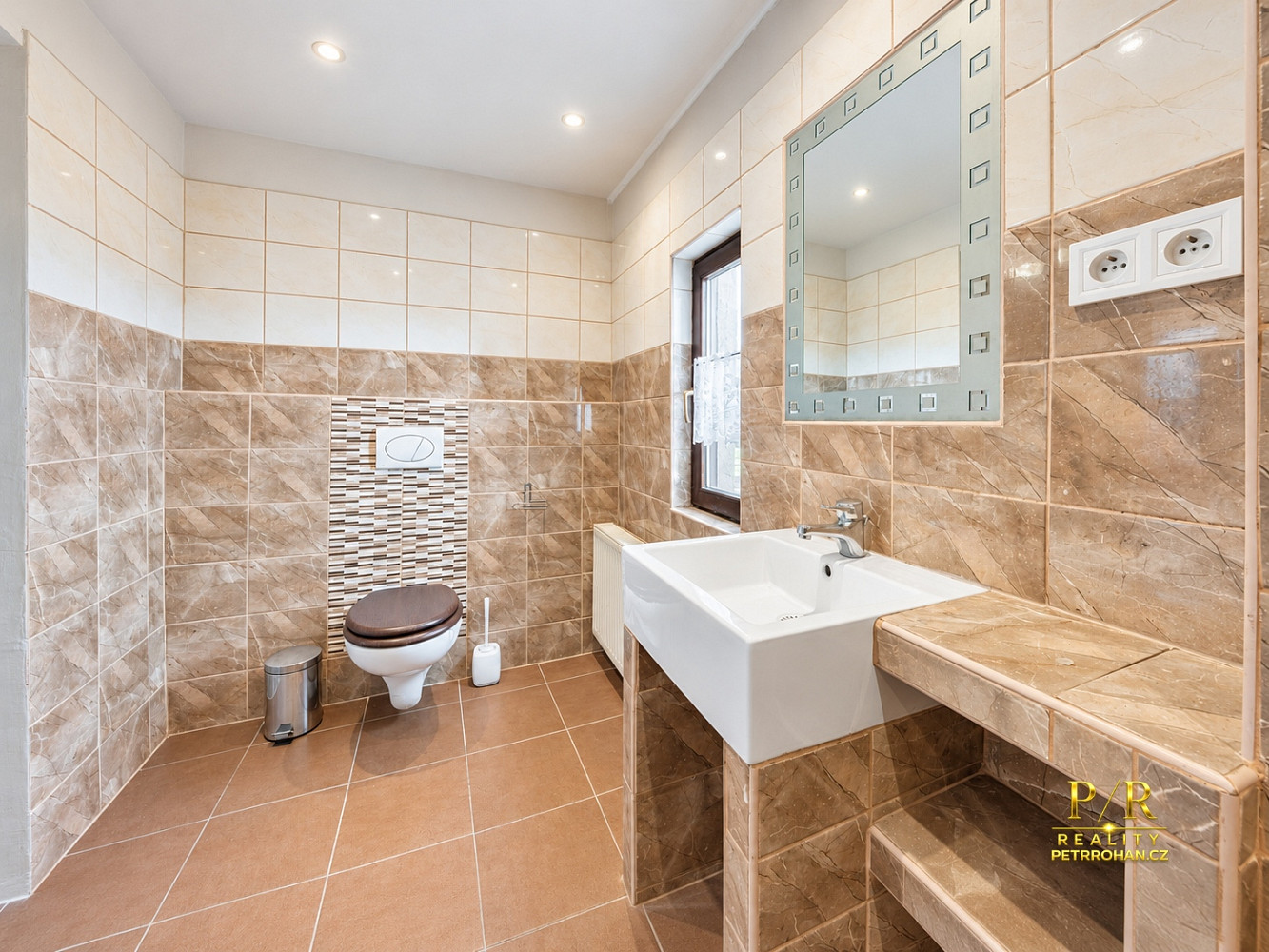Prodej domu 250 m² s pozemkem 1 193 m² – fotografie 5