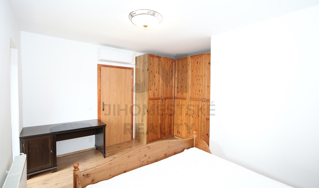 Pronájem bytu 3+1 110 m², Dolní Břežany – náhled fotky 8