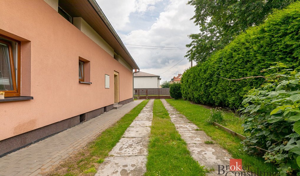 Prodej domu 220 m² s pozemkem 534 m², Kravaře – náhled fotky 6