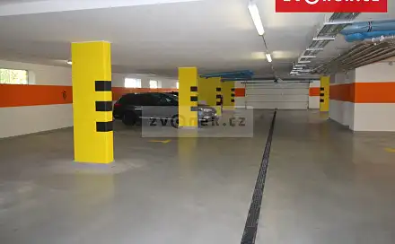 Pronájem garáže 18 m2, Zlín - Malenovice, třída Svobody, Zlín - Malenovice