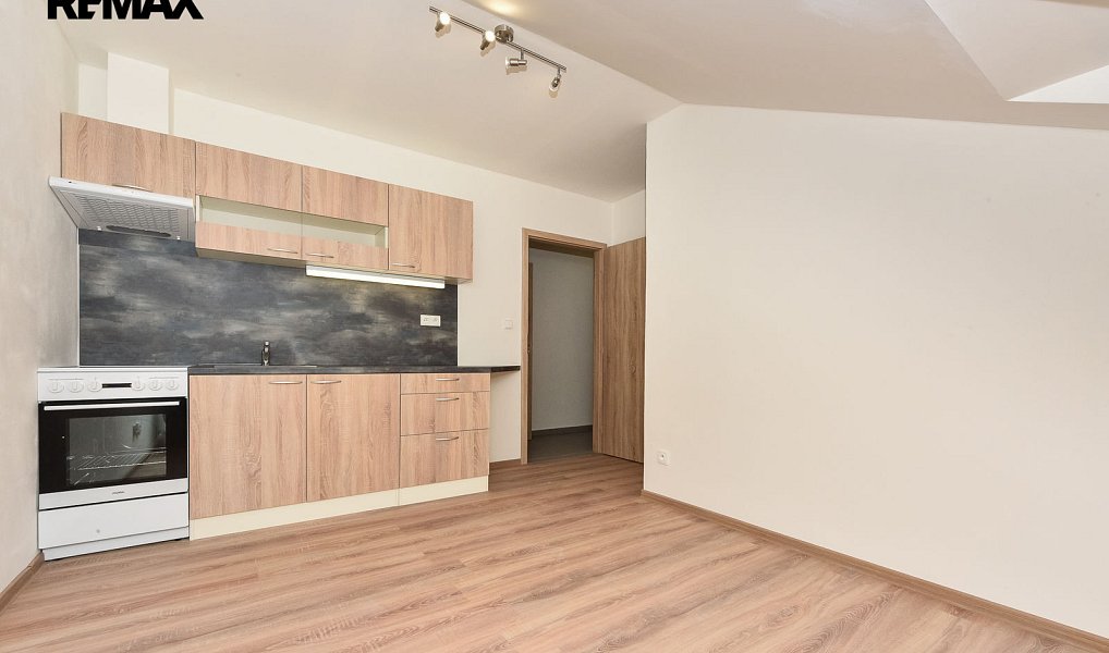 Pronájem bytu 2+kk 37 m², Plzeň – náhled fotky 5